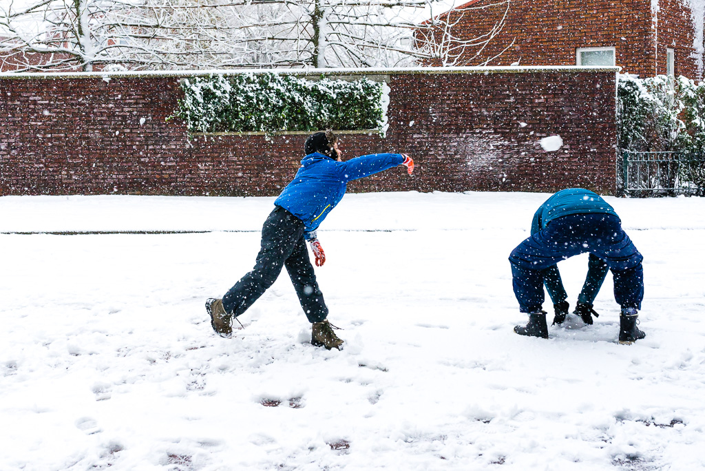 Einde 365 dagen project, sneeuwballen gevecht, foto door Sandra Stokmans Fotografie