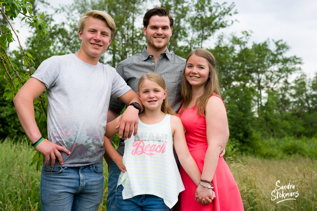 Familie shoot met natuurlijk licht, familie fotografie, foto door Sandra Stokmans Fotografie