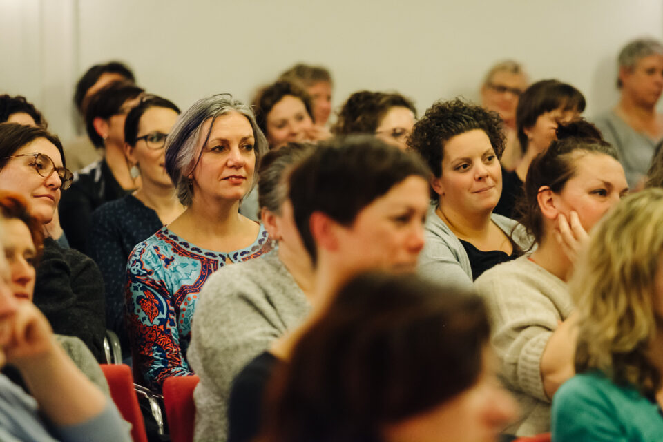 Publiek in beeld tijdens evenement fotografie, foto door Sandra Stokmans Fotografie