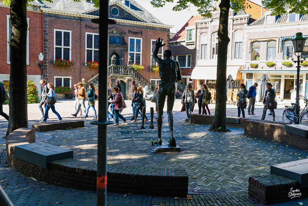 Bij het Geuzenmonument in Vlaardingen, Beeldreportage van een bijeenkomst van College van de Rechten van de Mens, beeldverslag zakelijke fotografie, image by Sandra Stokmans Fotografie