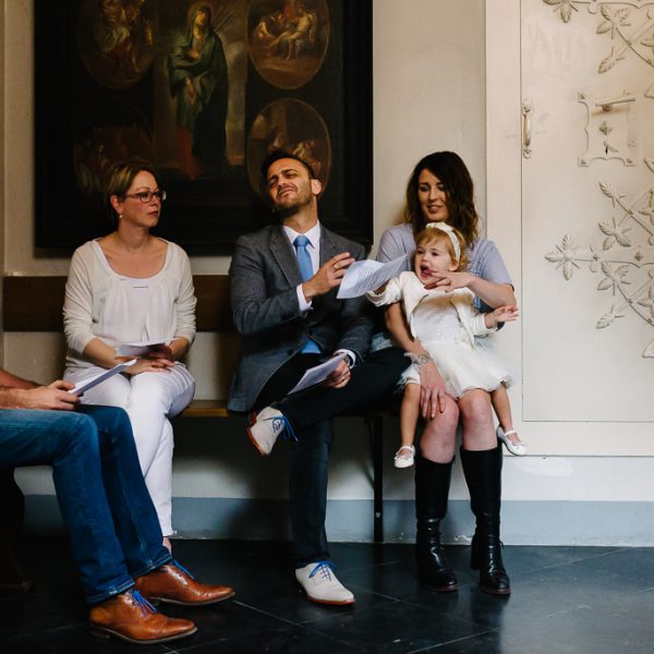 Doop fotograferen, tijdens de doop met de getuigen, speciale Day in the life fotografie door Sandra Stokmans Fotografie