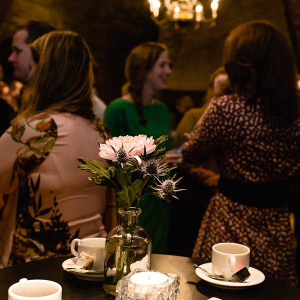 Ontvangt, Diploma uitreiking fotograferen bij FMA opleiding van de Nyenrode Business University, evenement fotografie, event photography, foto door Sandra Stokmans Fotografie