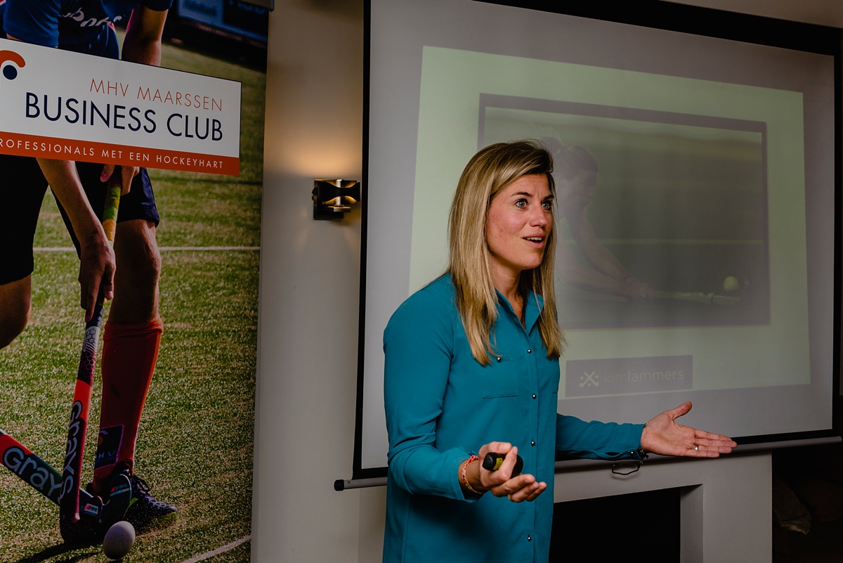 Kim Lammers als gastspreker op evenement van MHV Business Club, foto door Sandra Stokmans Fotografie