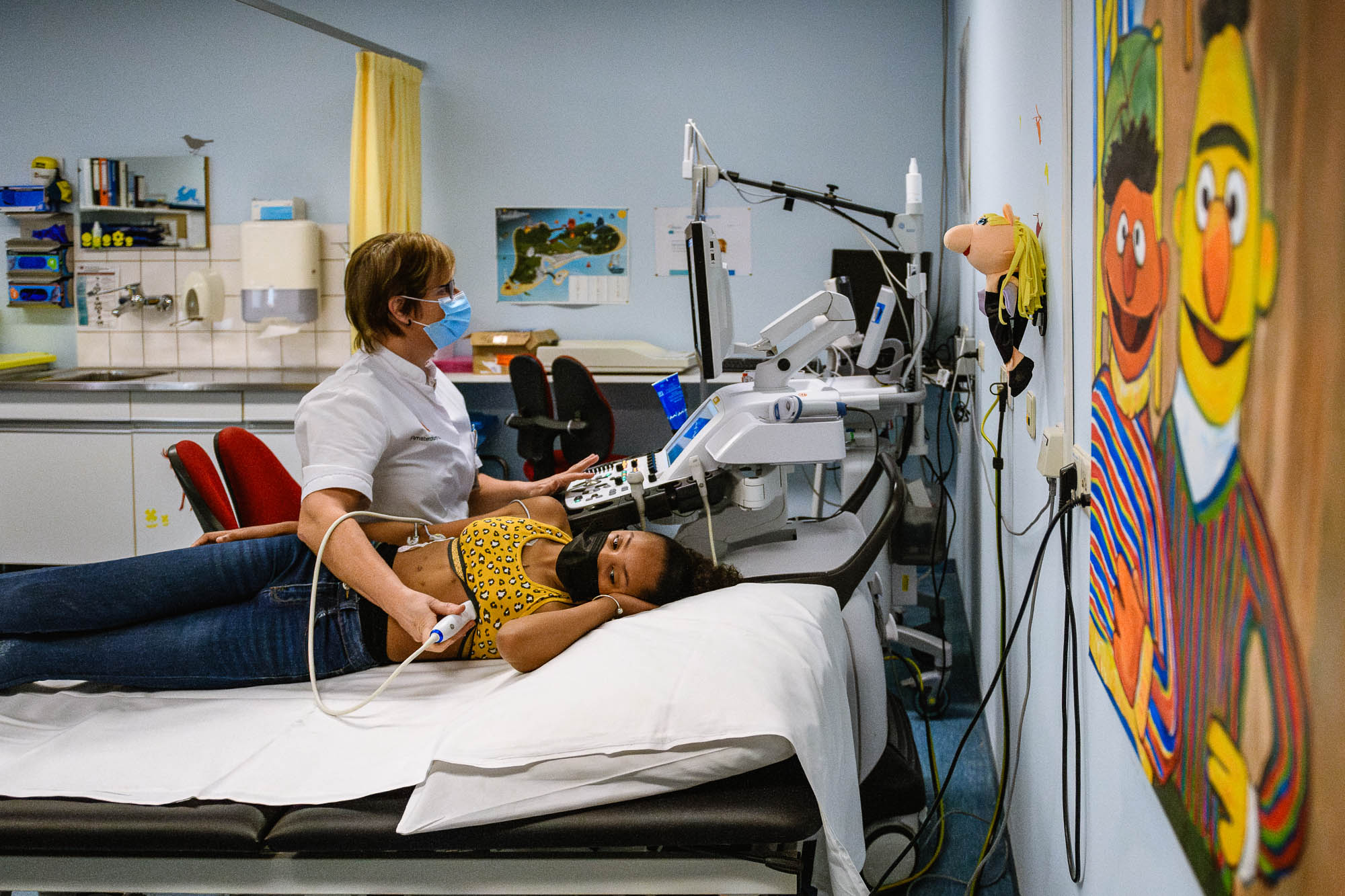 Ziekenhuisreportage tijdens onderzoek hartekind bij de Kinderhartcardioloog in ziekenhuis Amsterdam, zorgmarketing